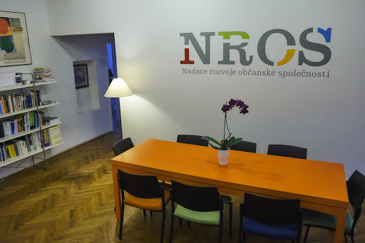 Chcete sousedit s NROSkou?